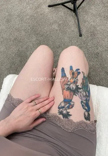 Escort Mallow Iliane — 8