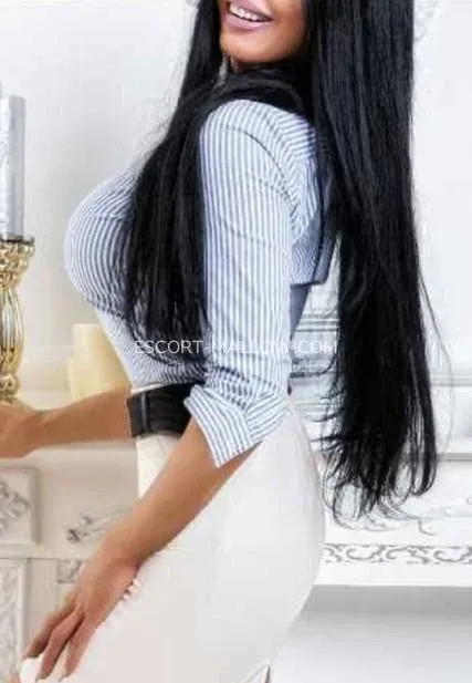 Escort Mallow Michelle — 4