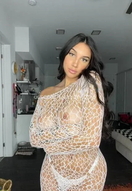 Escort Mallow Maria — 4