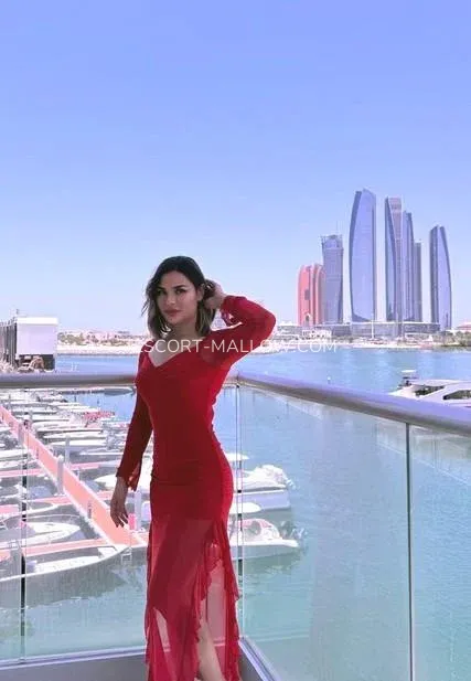 Escort Mallow Isabelle — 7