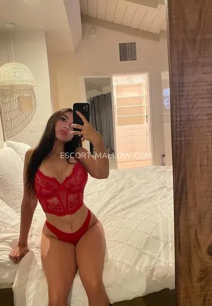 Escort Mallow Angelica — 1