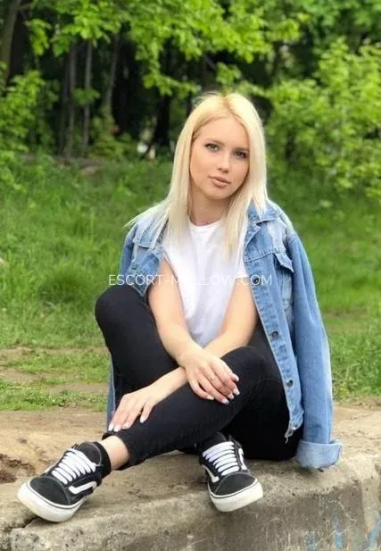 Escort Mallow Bianca — 5