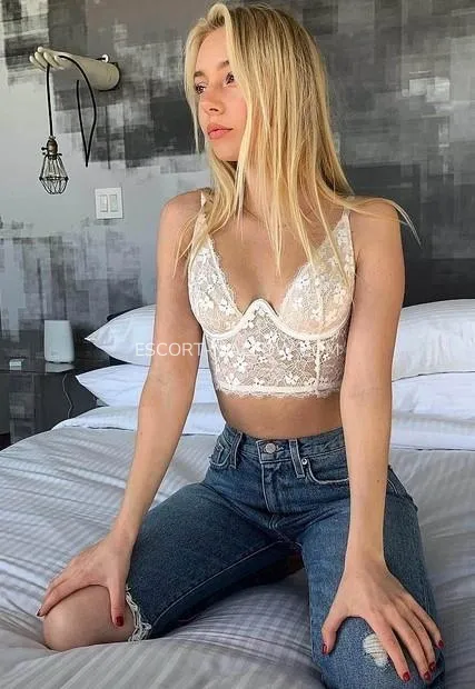 Escort Mallow Milena — 2