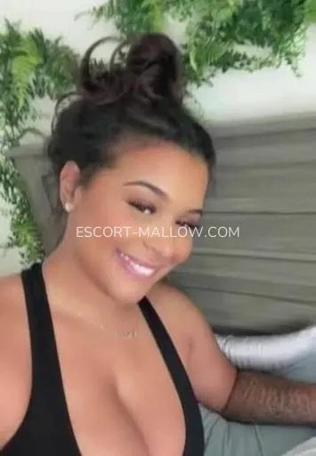 Escort Mallow ulrika