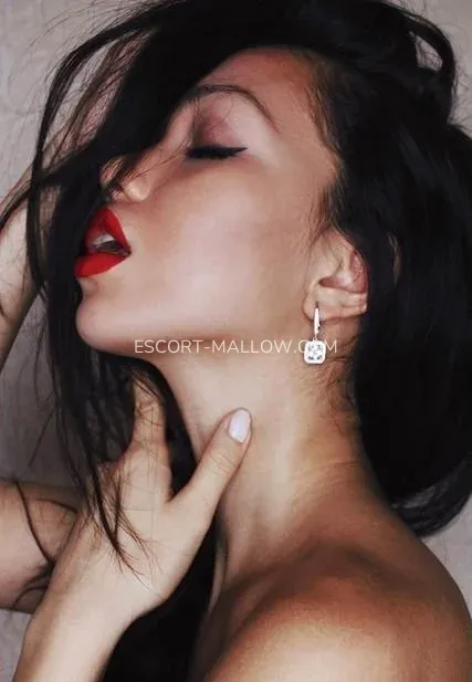 Escort Mallow Jessica — 3