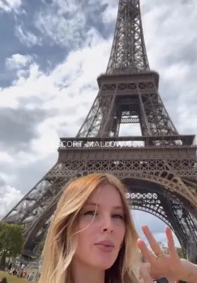 Escort Mallow Annika — 1