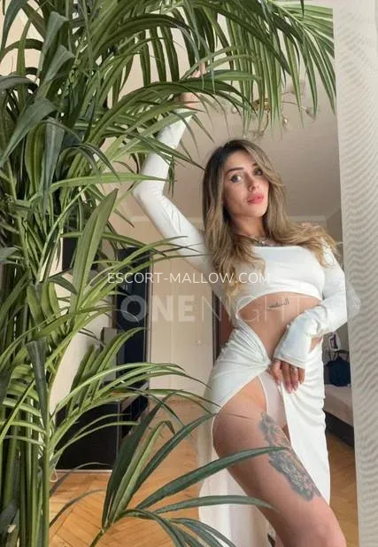 Escort Mallow Kylee — 1