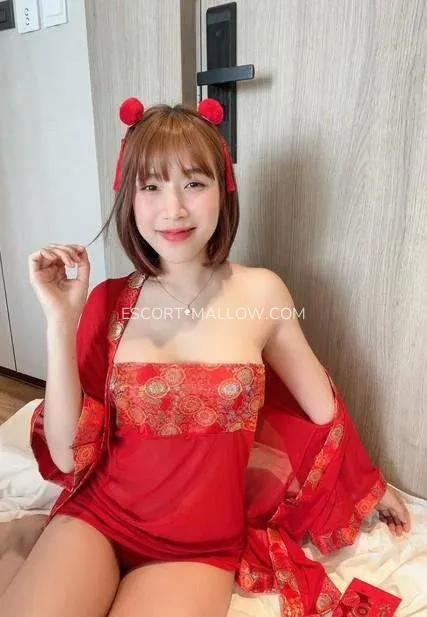 Escort Mallow Amanda — 6