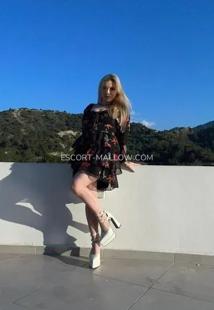 Escort Mallow Ellen — 6