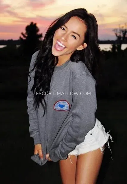 Escort Mallow Ashlyn — 3