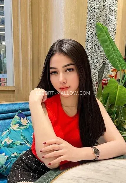 Escort Mallow Peyton — 3