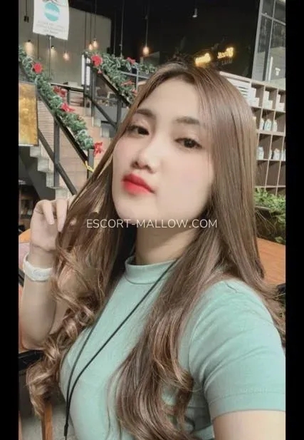 Escort Mallow Jordyn — 6