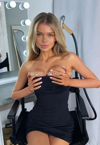 Escort Mallow Jennifer — 6