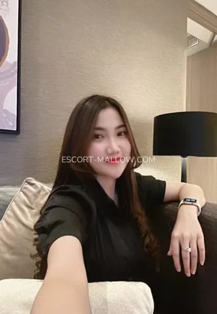 Escort Mallow Jordyn — 1
