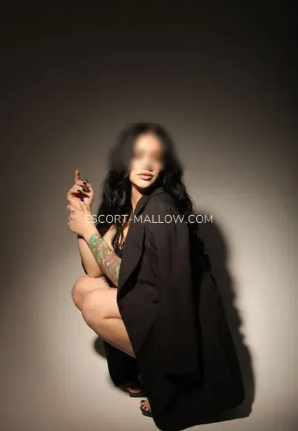 Escort Mallow Genesis — 6