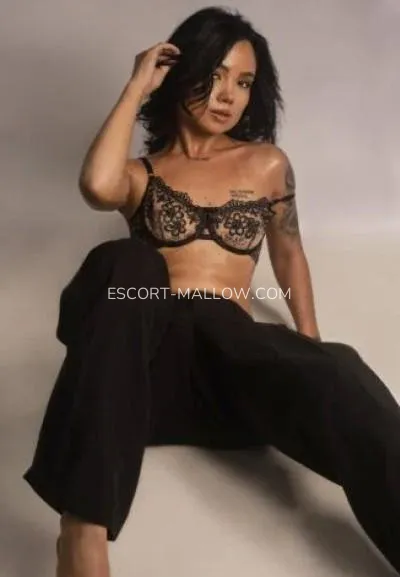 Escort Mallow Madison — 8