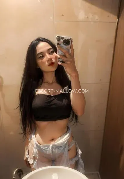 Escort Mallow Linnéa — 5