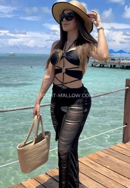 Escort Mallow Layla — 5