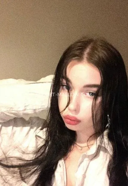 Escort Mallow Ariel — 3