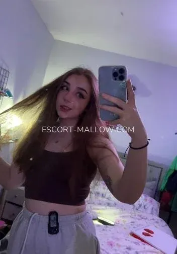 Escort Mallow Inga — 5