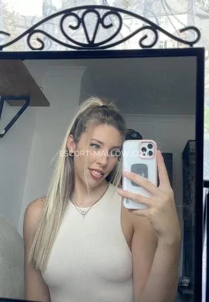 Escort Mallow Peyton — 3