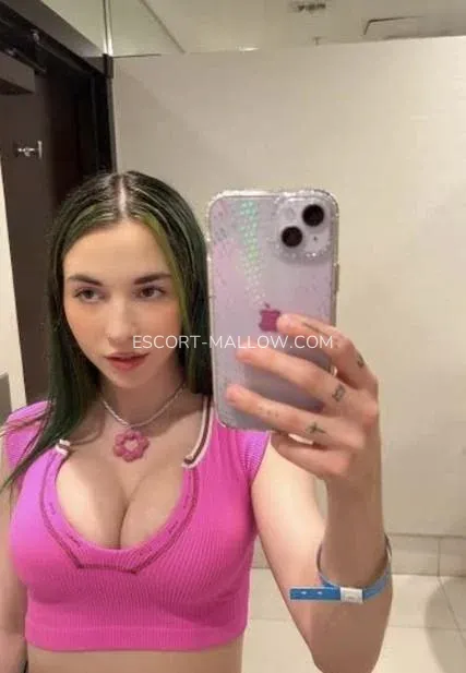 Escort Mallow Agnes — 3