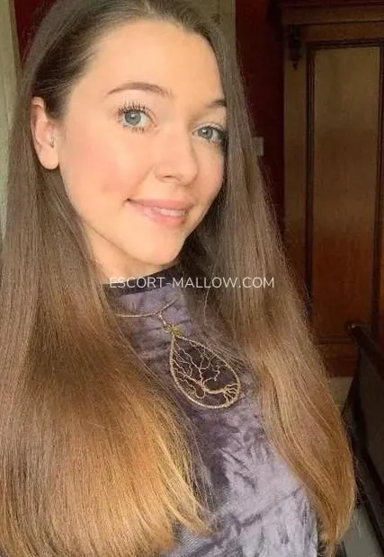Escort Mallow Karolina — 2