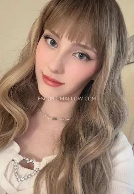 Escort Mallow Paris — 1