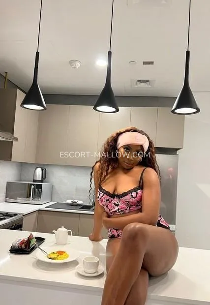 Escort Mallow Alicia — 2