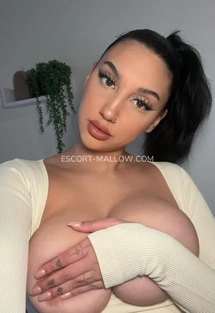 Escort Mallow Michelle — 2