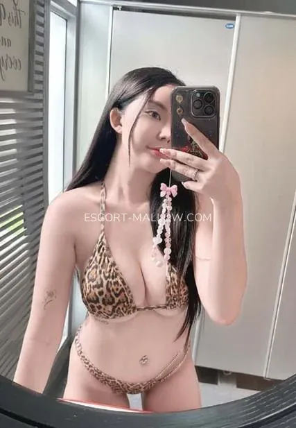 Escort Mallow Camila — 6