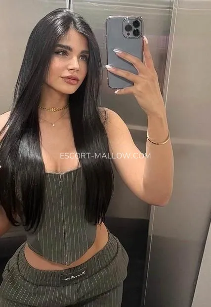 Escort Mallow Melissa — 2