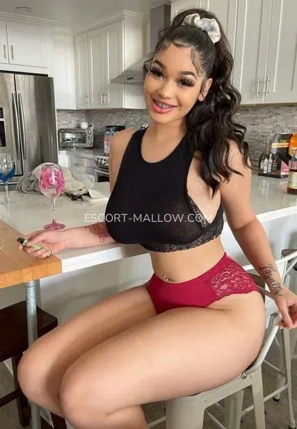 Escort Mallow Valerie — 4