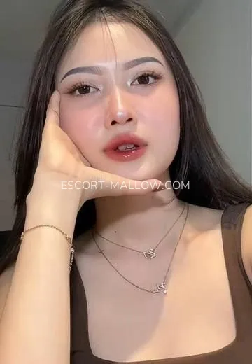 Escort Mallow Kate — 2