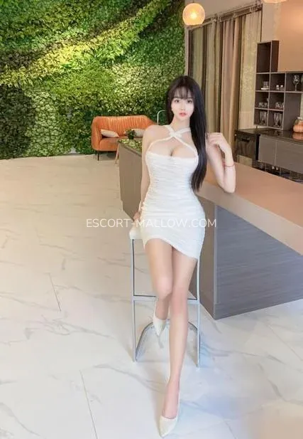 Escort Mallow Sabrina — 1