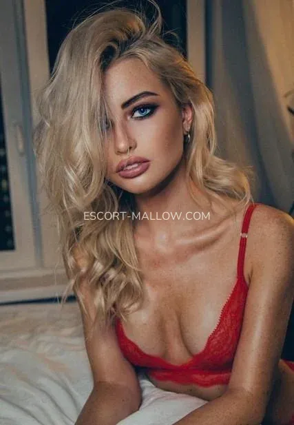 Escort Mallow Lauren — 1