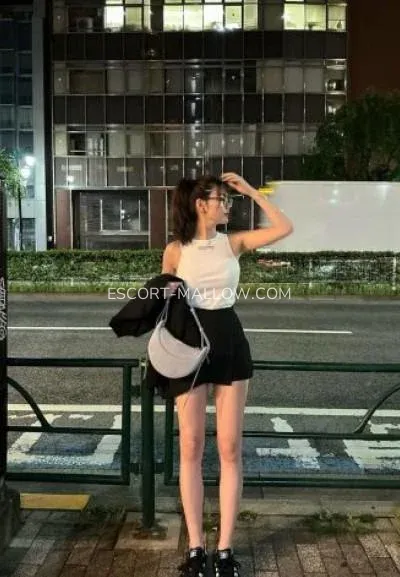 Escort Mallow Ann-marie — 3