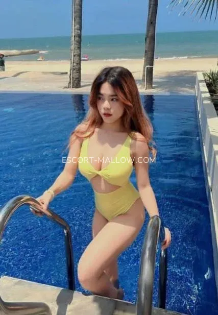Escort Mallow Ciara — 3