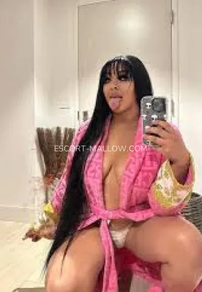 Escort Mallow Charlotte — 1