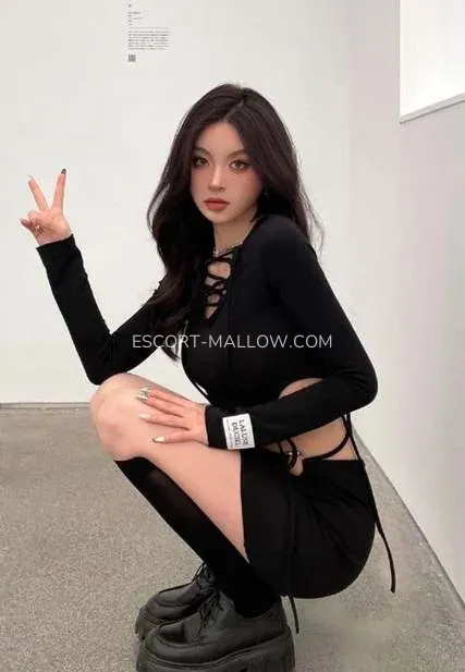 Escort Mallow Zoe — 1