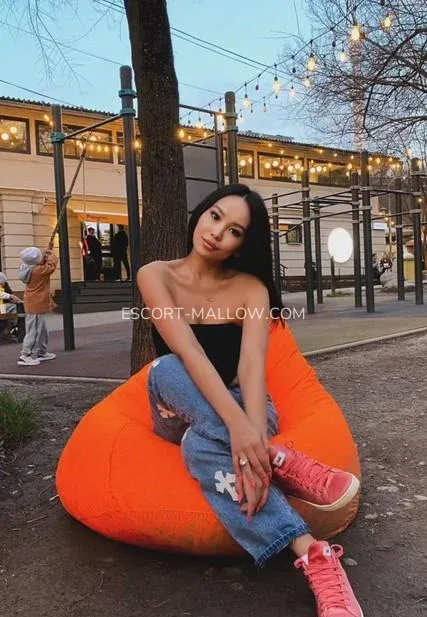 Escort Mallow Kelly — 6