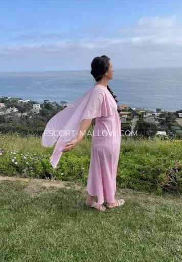 Escort Mallow Sadie — 4