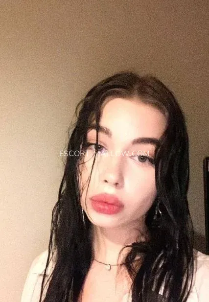 Escort Mallow Ariel — 1