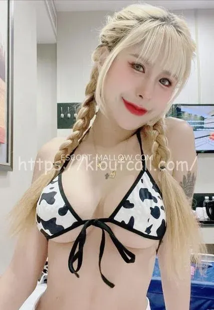 Escort Mallow Josephine — 4
