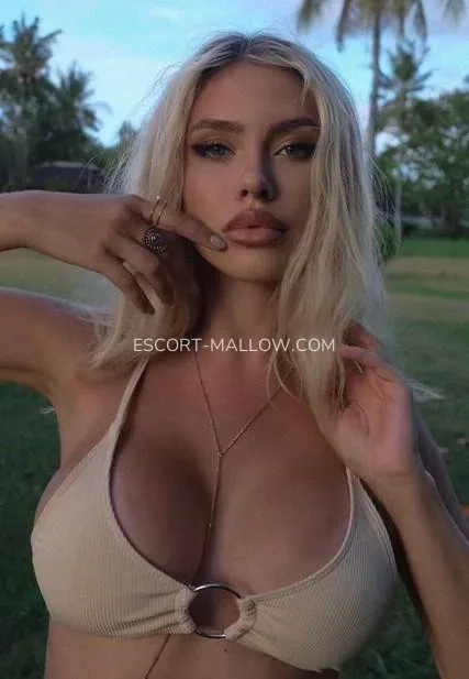 Escort Mallow Angelica — 3
