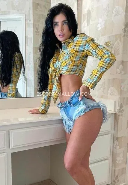 Escort Mallow Susanne — 4