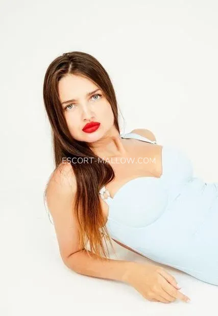 Escort Mallow Nicole — 5