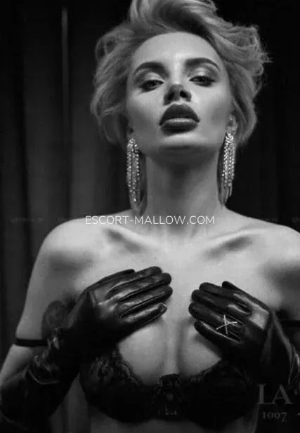 Escort Mallow Peyton — 3