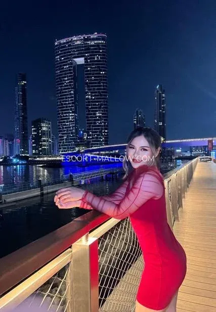 Escort Mallow Isabelle — 3