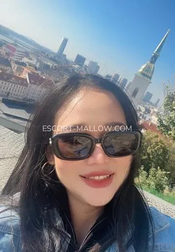 Escort Mallow Camila — 6